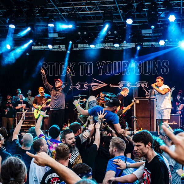 2023.08.12 - STICK TO YOUR GUNS - 0K7A7003_@tijsvl